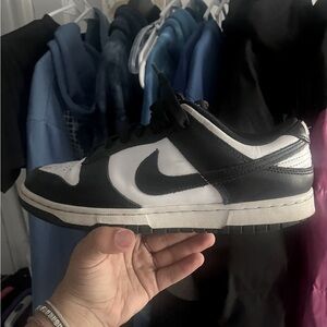 size 6.5 nike dunks “Panda”